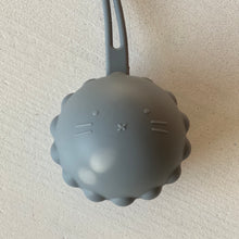 Lade das Bild in den Galerie-Viewer, Silikon Schnullerbox