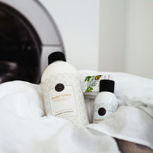 Lade das Bild in den Galerie-Viewer, Feinwaschmittel Sweet Grace